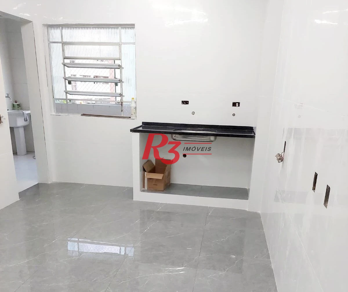 Apartamento com 2 dormitórios à venda, 90 m² por R$ 560.000,00 - Campo Grande - Santos/SP