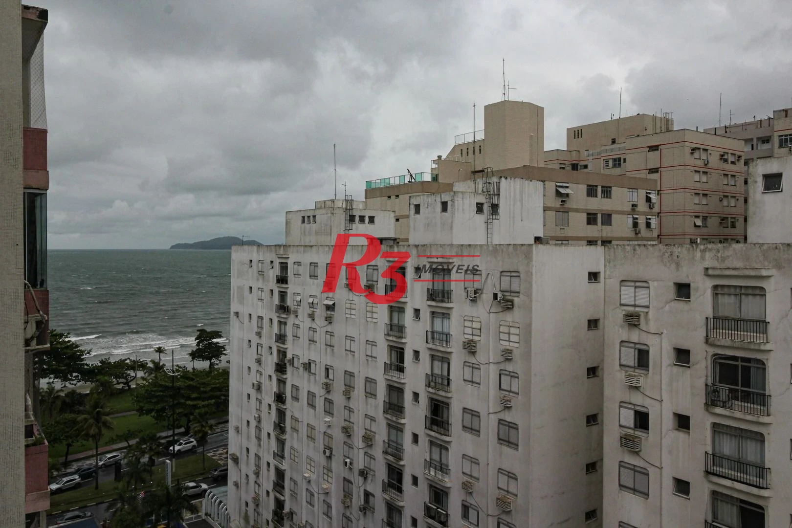 Apartamento com 1 dormitório, 45 m² - venda por R$ 330.000,00 ou aluguel por R$ 2.500,00/mês - Boqueirão - Santos/SP