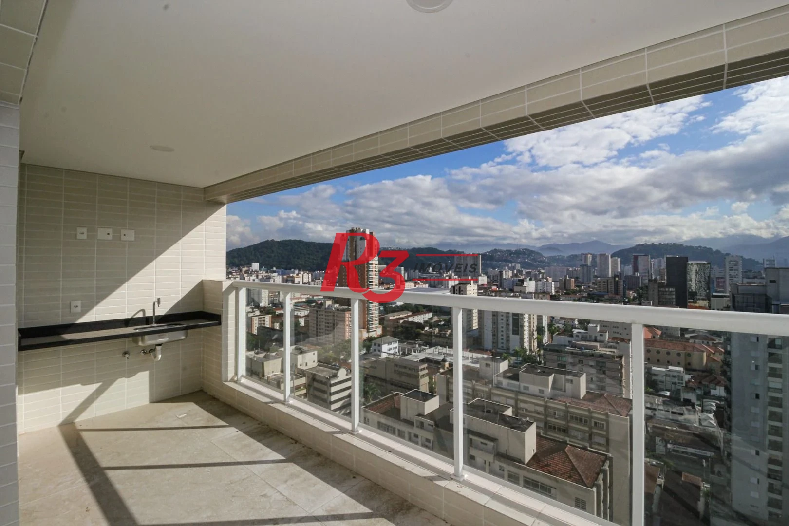 Apartamento com 3 dormitórios à venda, 99 m² por R$ 1.600.000,00 - Gonzaga - Santos/SP