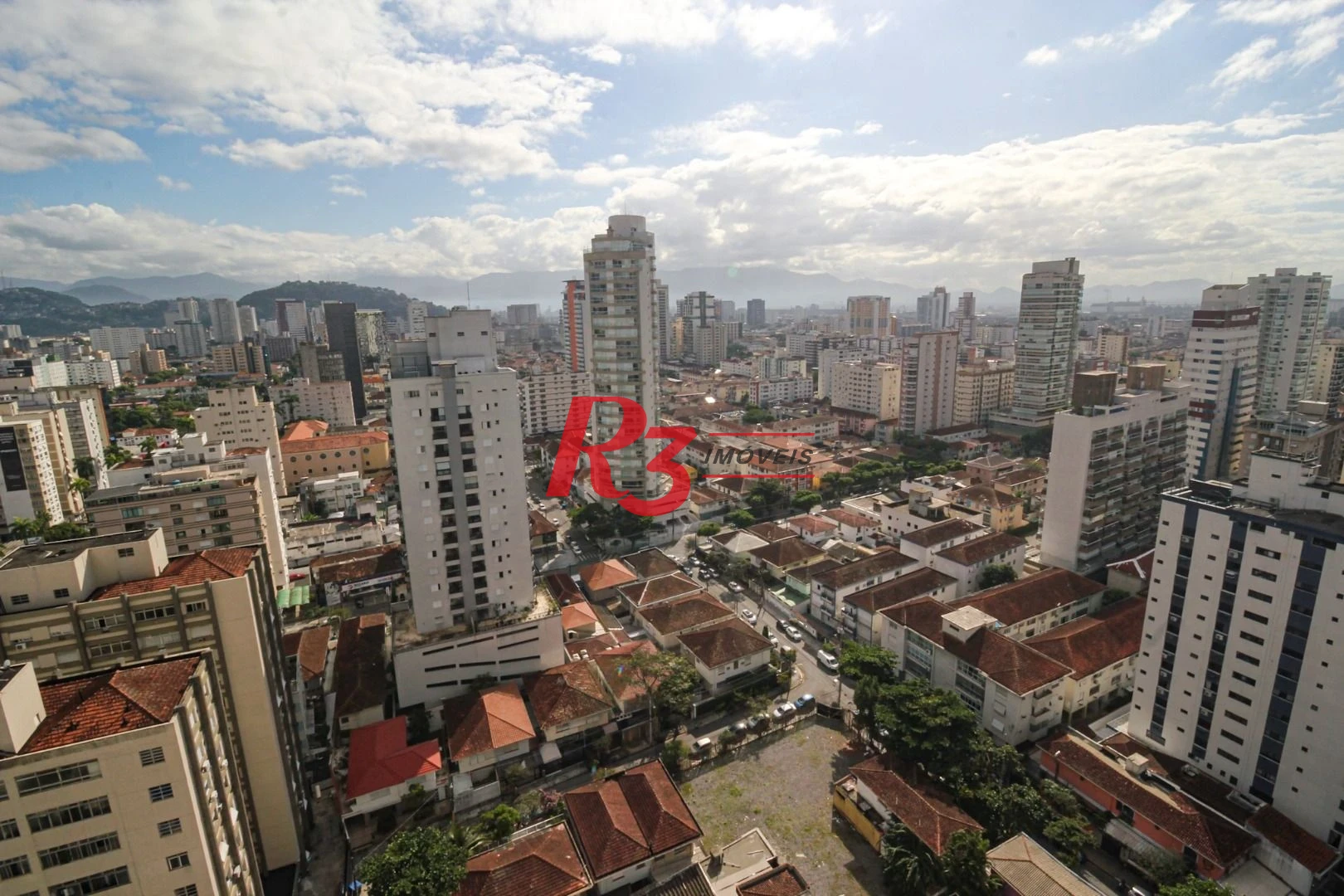 Apartamento com 3 dormitórios à venda, 99 m² por R$ 1.600.000,00 - Gonzaga - Santos/SP