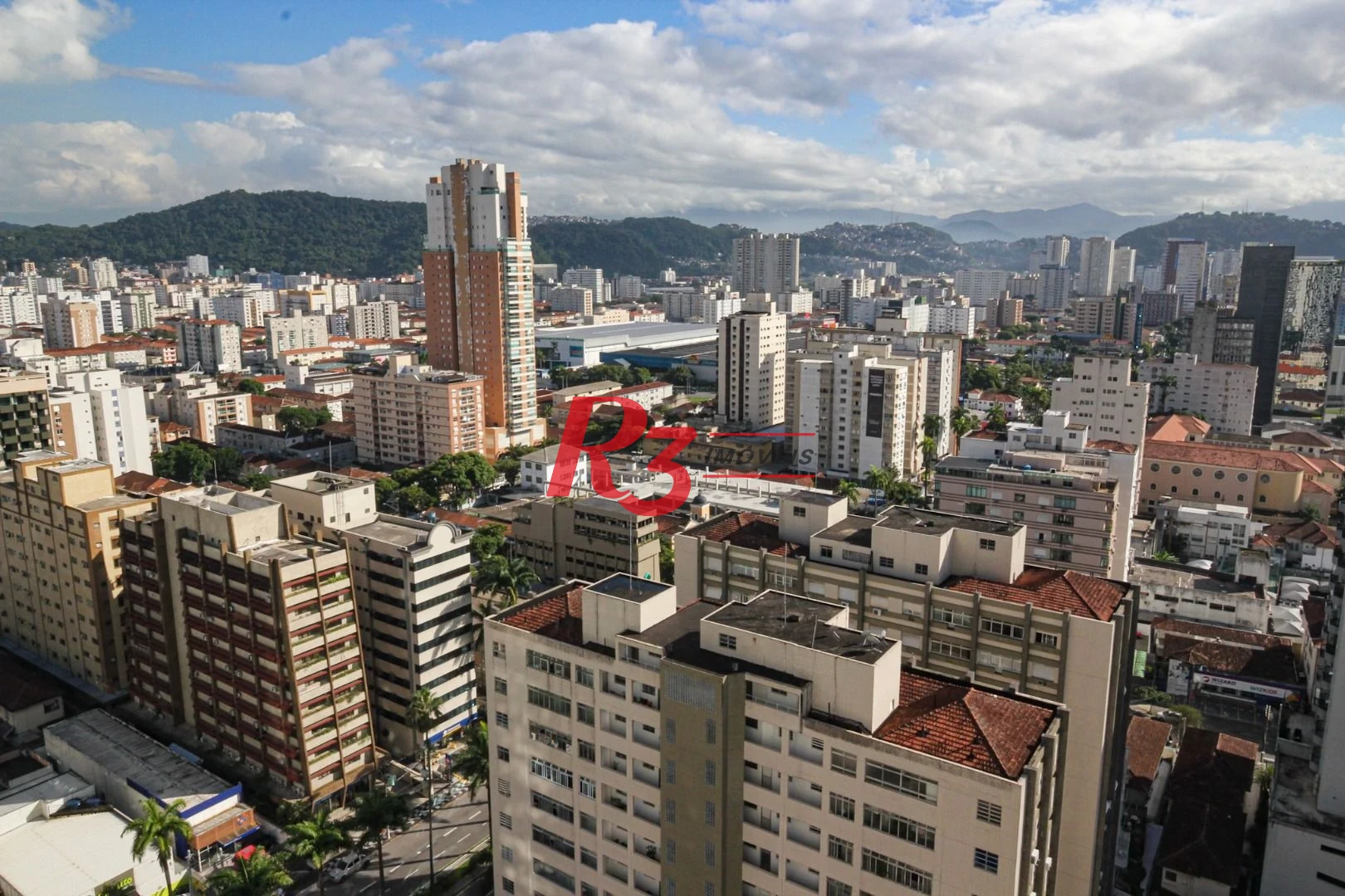 Apartamento com 3 dormitórios à venda, 99 m² por R$ 1.600.000,00 - Gonzaga - Santos/SP
