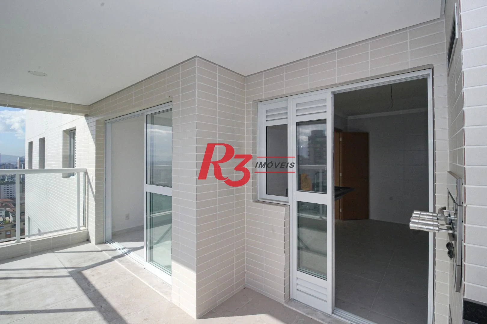 Apartamento com 3 dormitórios à venda, 99 m² por R$ 1.600.000,00 - Gonzaga - Santos/SP
