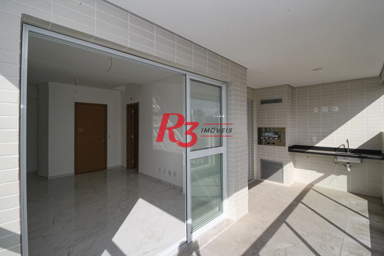 Apartamento com 3 dormitórios à venda, 99 m² por R$ 1.600.000,00 - Gonzaga - Santos/SP