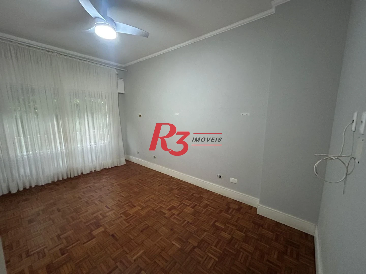 Apartamento com 3 dormitórios à venda, 173 m² por R$ 1.350.000,00 - Ilha Porchat - São Vicente/SP