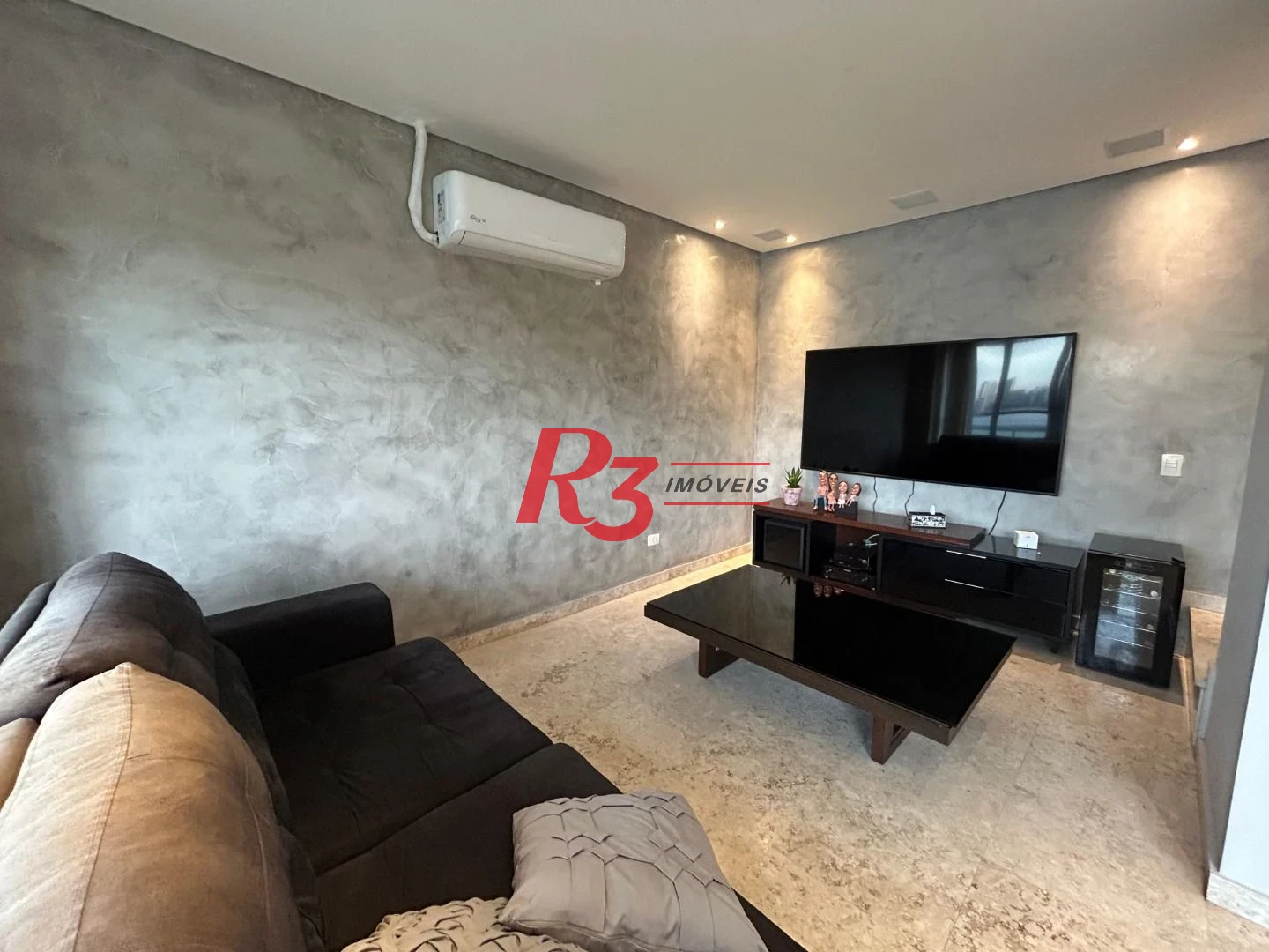 Apartamento com 3 dormitórios à venda, 173 m² por R$ 1.350.000,00 - Ilha Porchat - São Vicente/SP