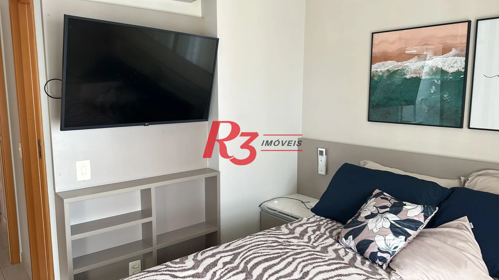 Apartamento com 2 suites à venda, 84 m² por R$ 1.300.000 - Gonzaga - Santos/SP