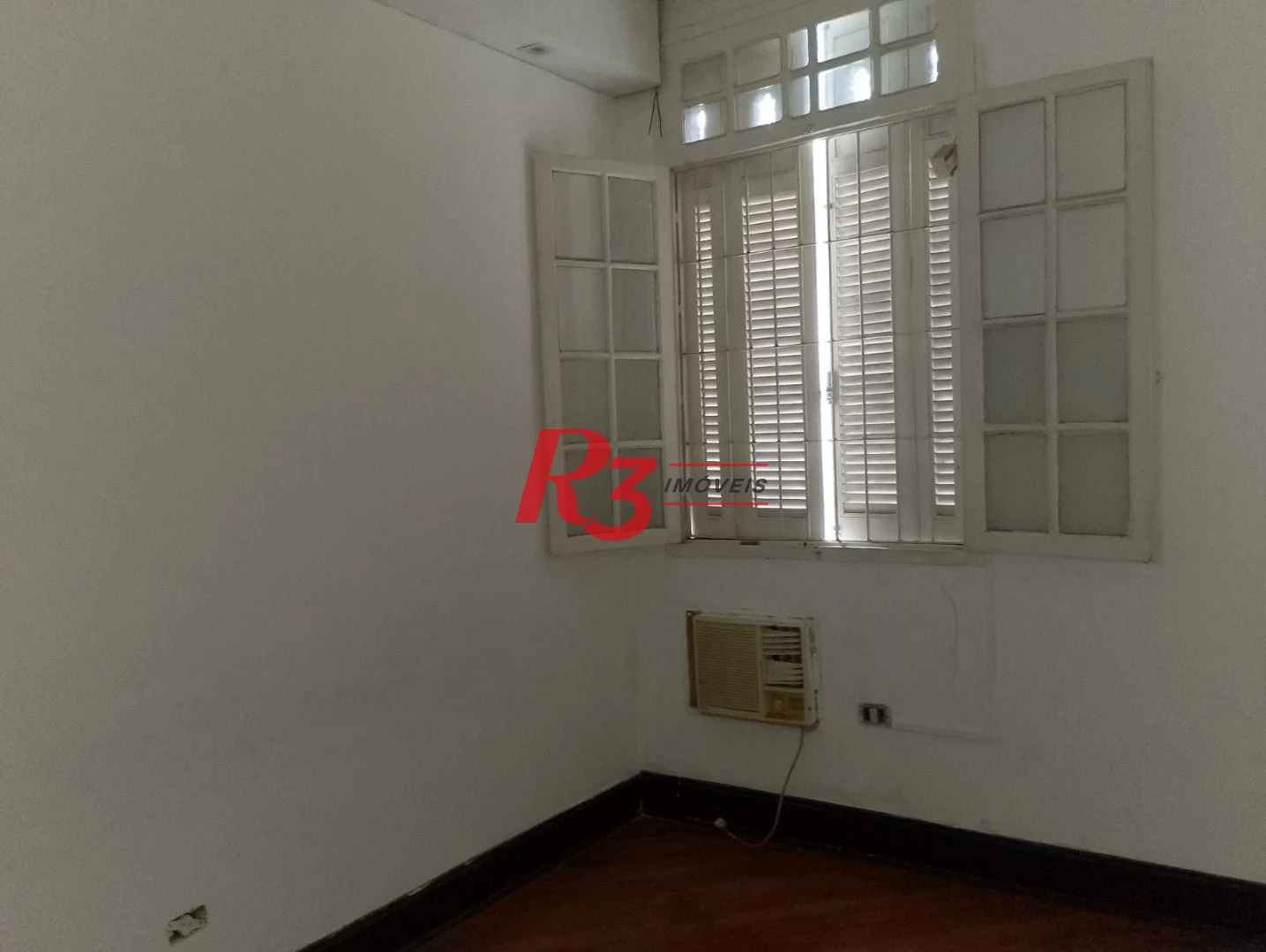 Casa com 2 dormitórios para alugar, 70 m² por R$ 3.000,00/mês - Vila Matias - Santos/SP