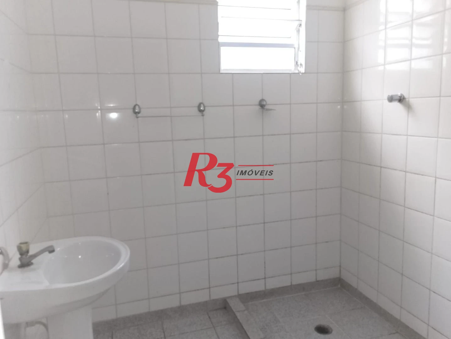 Casa com 2 dormitórios para alugar, 70 m² por R$ 3.000,00/mês - Vila Matias - Santos/SP