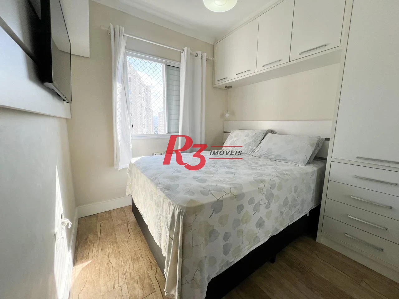 Apartamento com 2 dormitórios à venda, 49 m² por R$ 340.000,00 - Castelo - Santos/SP