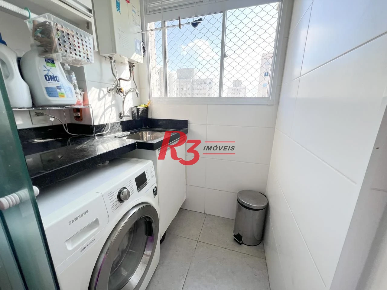 Apartamento com 2 dormitórios à venda, 49 m² por R$ 340.000,00 - Castelo - Santos/SP