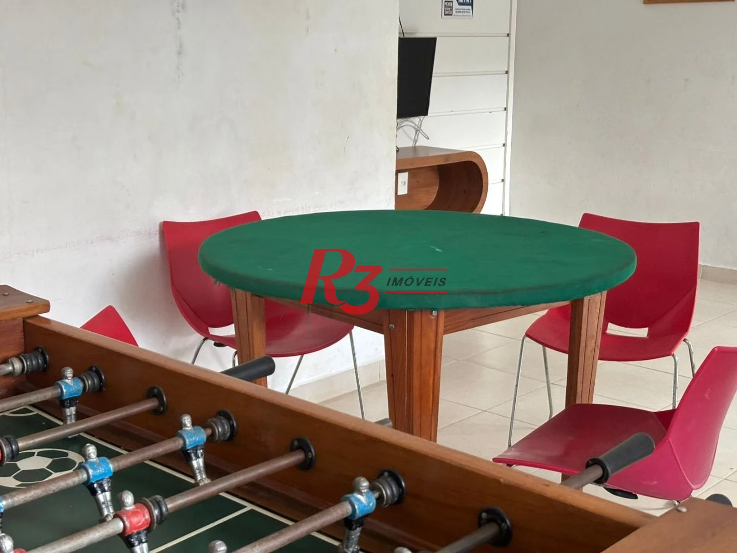Apartamento com 2 dormitórios à venda, 49 m² por R$ 340.000,00 - Castelo - Santos/SP