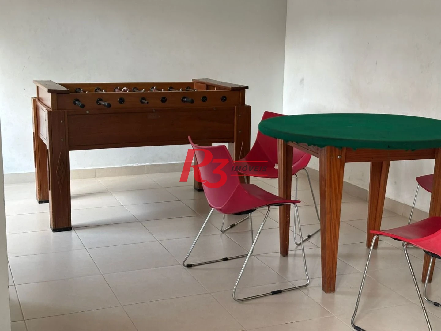 Apartamento com 2 dormitórios à venda, 49 m² por R$ 340.000,00 - Castelo - Santos/SP
