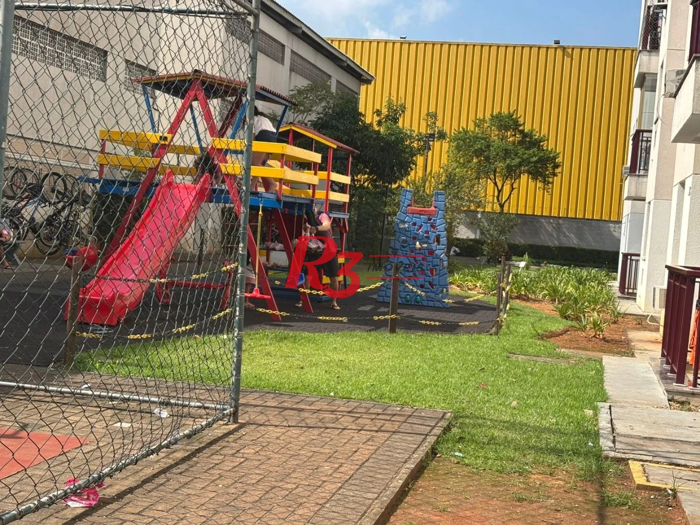 Apartamento com 2 dormitórios à venda, 49 m² por R$ 340.000,00 - Castelo - Santos/SP