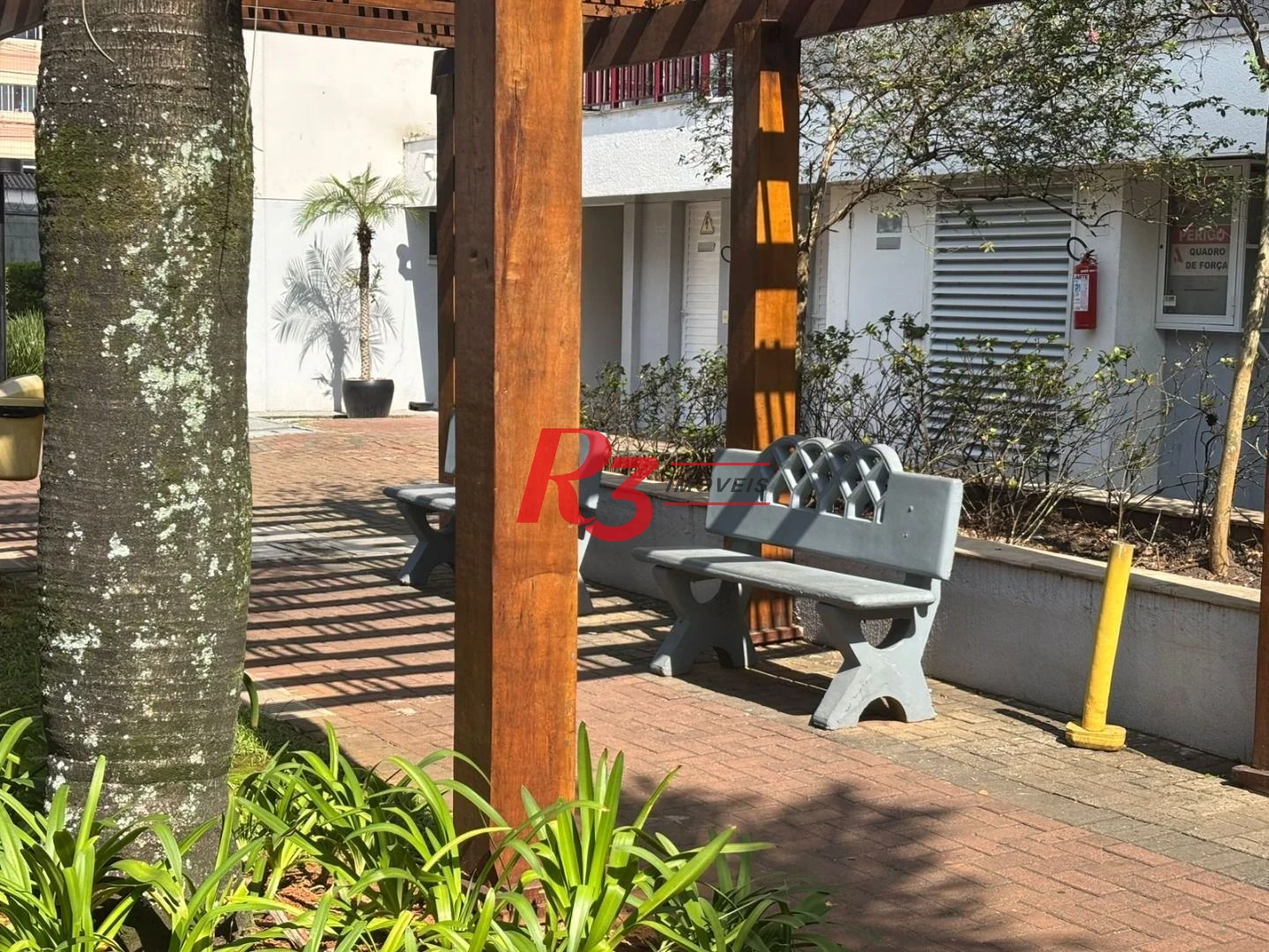 Apartamento com 2 dormitórios à venda, 49 m² por R$ 340.000,00 - Castelo - Santos/SP
