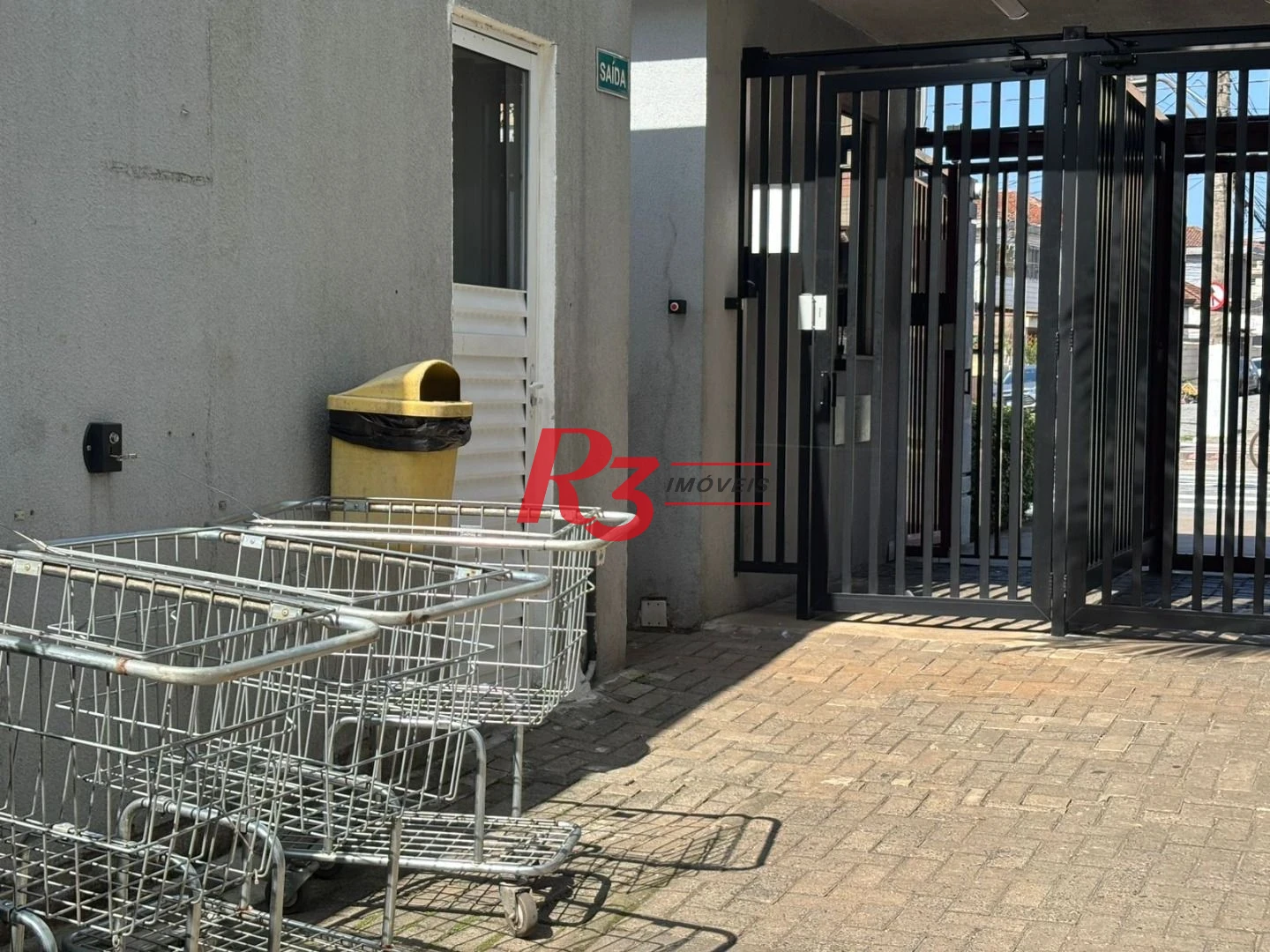 Apartamento com 2 dormitórios à venda, 49 m² por R$ 340.000,00 - Castelo - Santos/SP