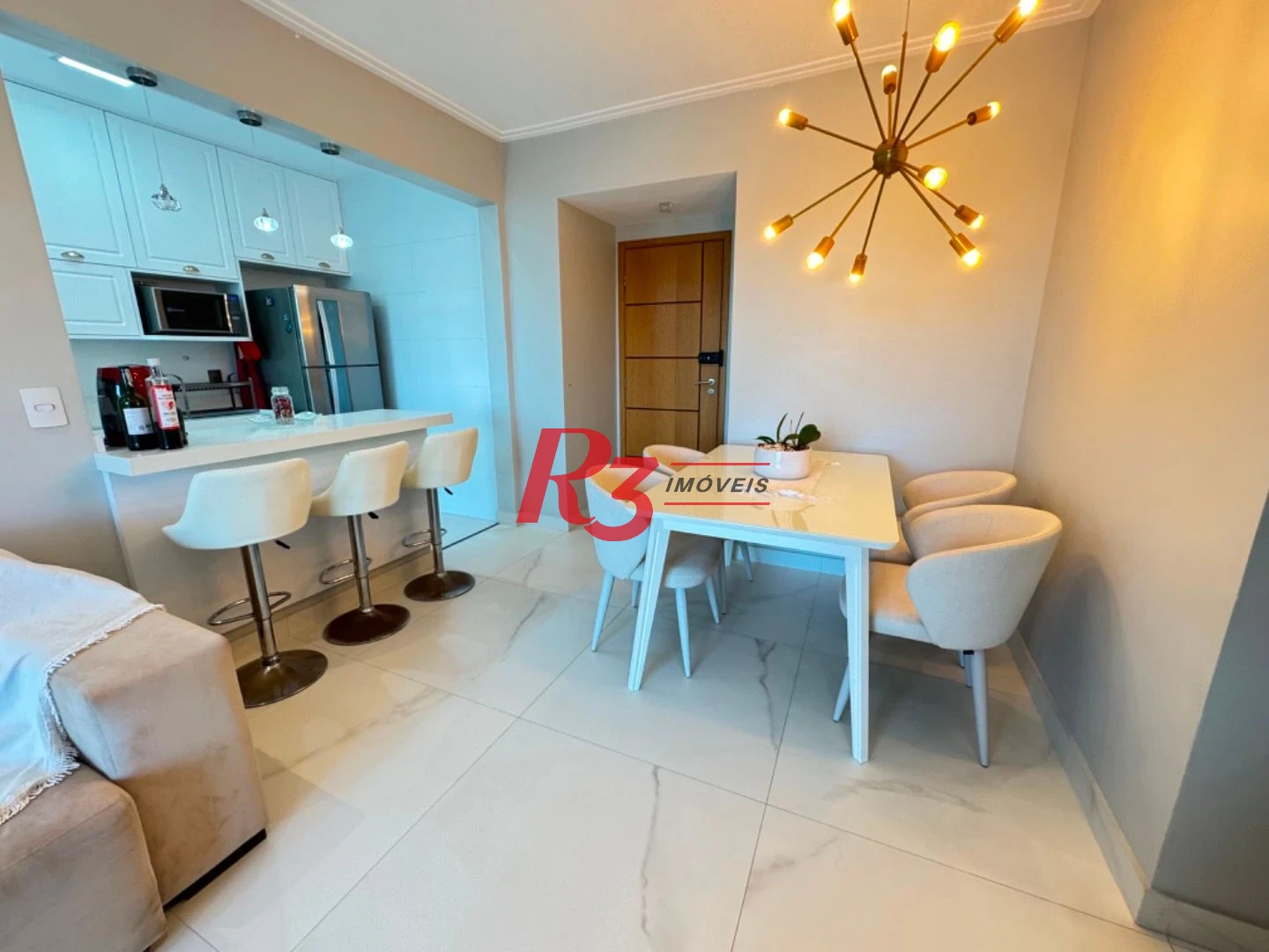 Apartamento com 2 dormitórios para alugar, 73 m² por R$ 6.900,02/mês - Ponta da Praia - Santos/SP