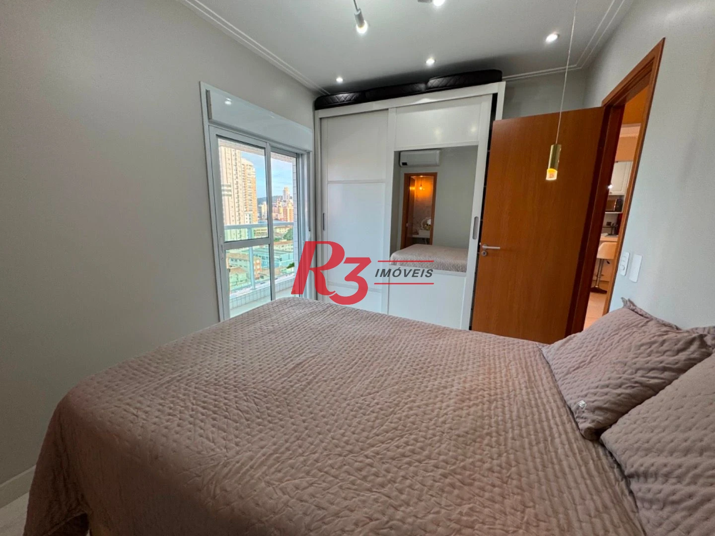 Apartamento com 2 dormitórios para alugar, 73 m² por R$ 6.900,02/mês - Ponta da Praia - Santos/SP
