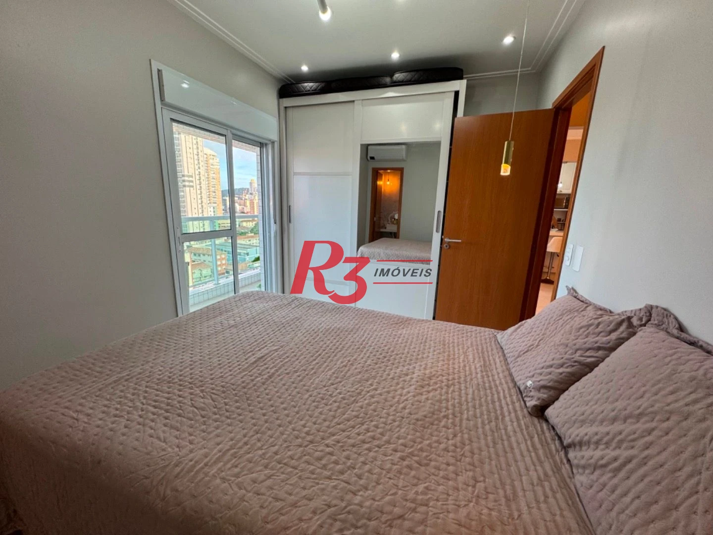 Apartamento com 2 dormitórios para alugar, 73 m² por R$ 6.900,02/mês - Ponta da Praia - Santos/SP