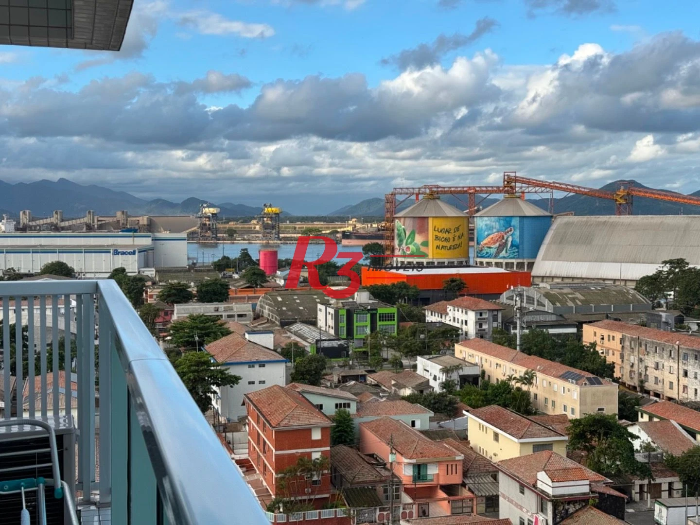 Apartamento com 2 dormitórios para alugar, 73 m² por R$ 6.900,02/mês - Ponta da Praia - Santos/SP