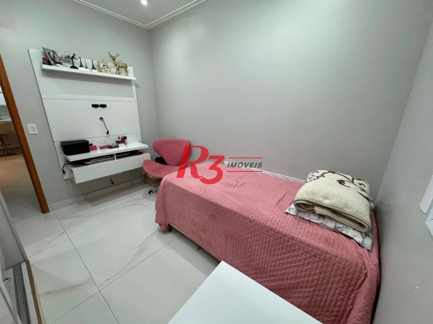Apartamento com 2 dormitórios para alugar, 73 m² por R$ 6.900,02/mês - Ponta da Praia - Santos/SP