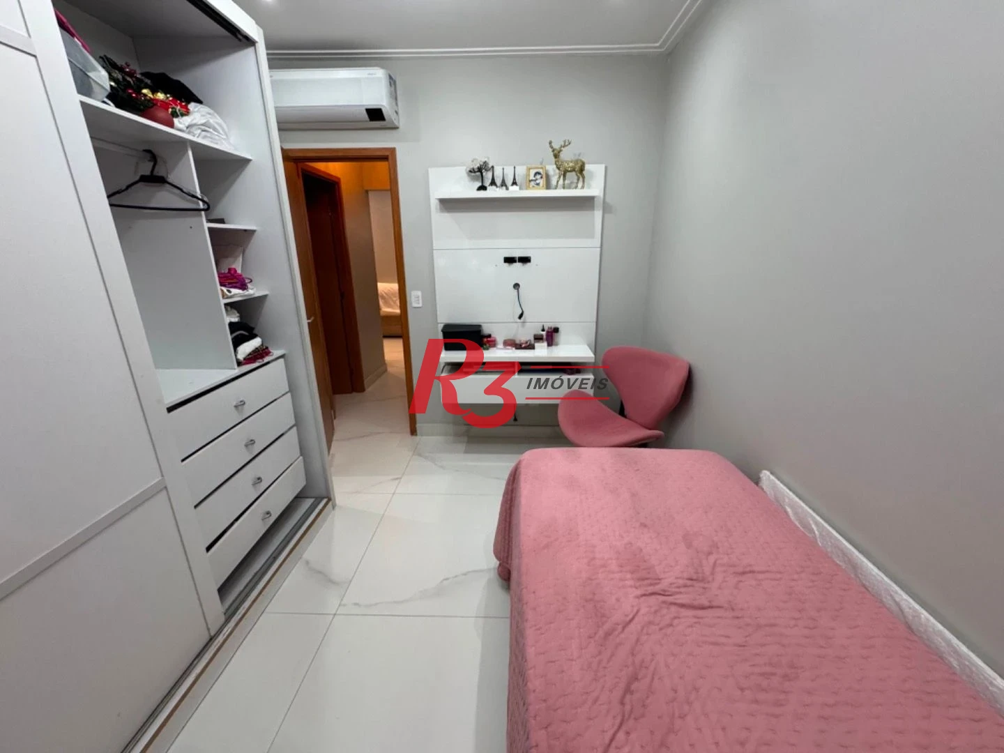 Apartamento com 2 dormitórios para alugar, 73 m² por R$ 6.900,02/mês - Ponta da Praia - Santos/SP