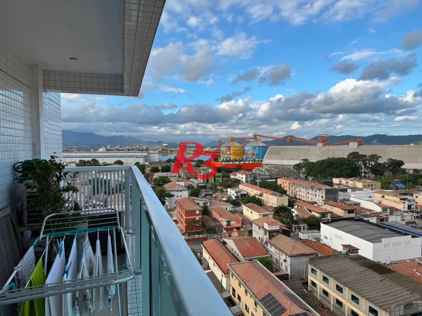 Apartamento com 2 dormitórios para alugar, 73 m² por R$ 6.900,02/mês - Ponta da Praia - Santos/SP