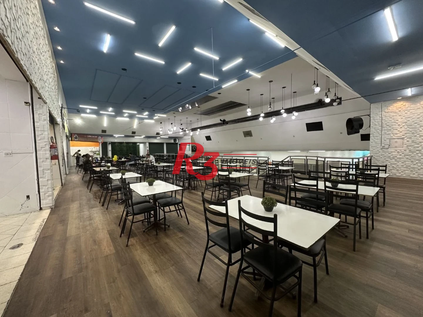 Ótimo Espaço para Seu Restaurante no Coração de São Vicente – Rua Frei Gaspar