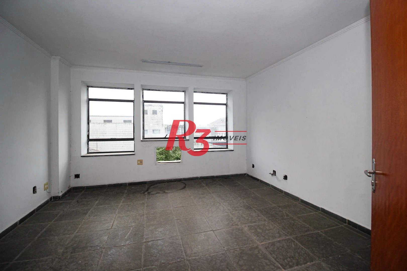 Sala para alugar, 80 m² por R$ 3.200,00/mês - Vila Matias - Santos/SP