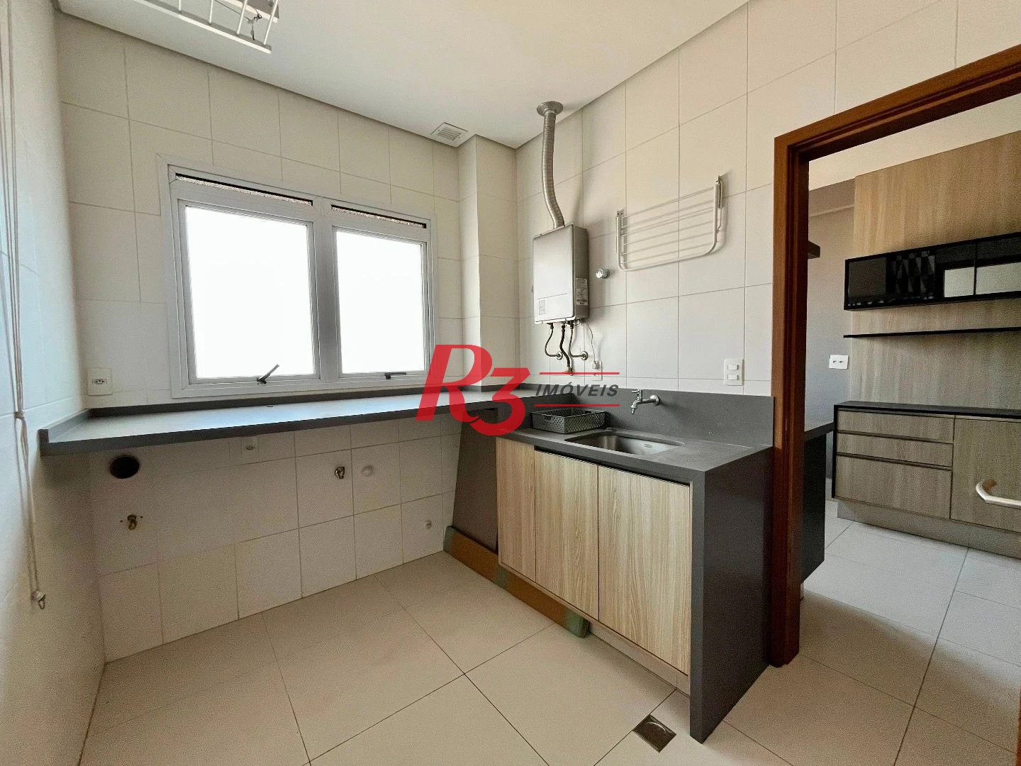 Apartamento com 3 dormitórios à venda, 100 m² por R$ 1.300.000,00 - Boqueirão - Santos/SP