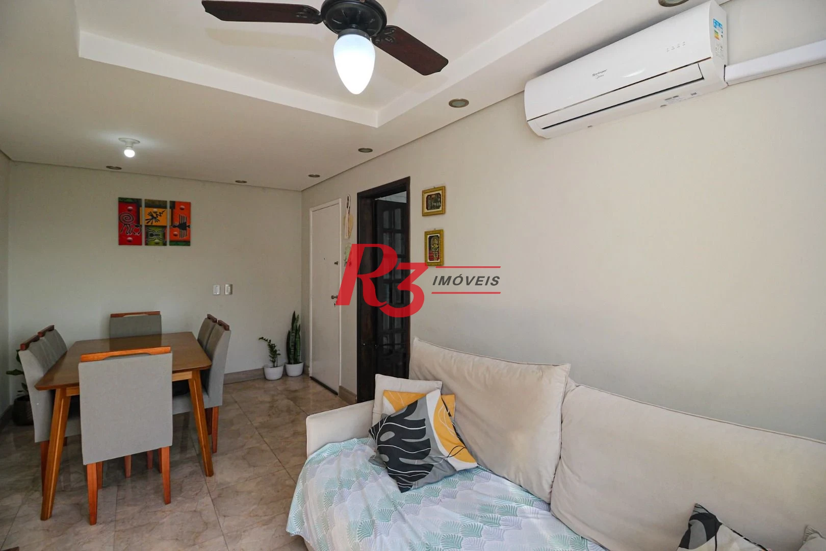 Apartamento com 2 dormitórios à venda, 54 m² por R$ 342.000,00 - Morro Nova Cintra - Santos/SP