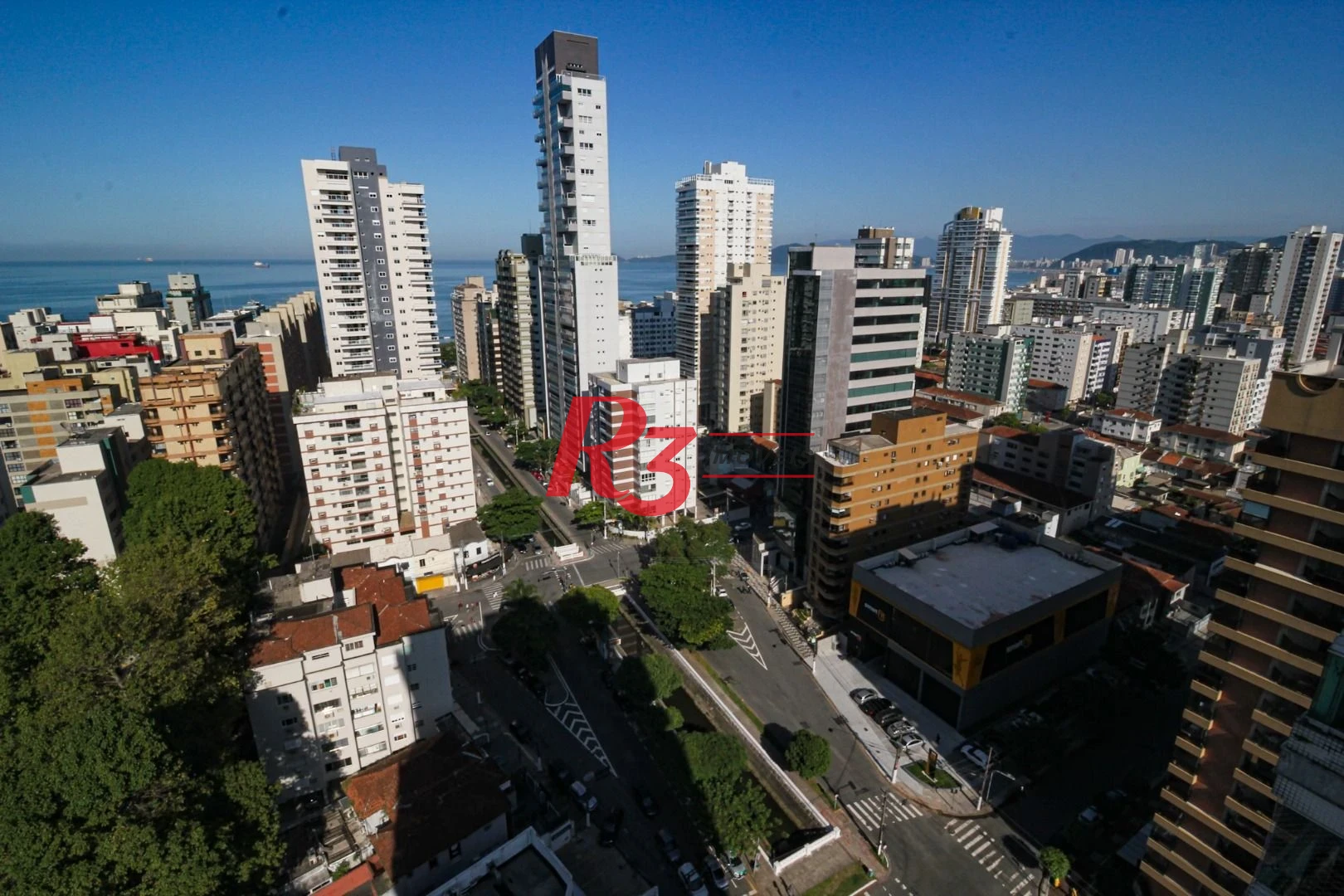 Apartamento com 3 dormitórios à venda, 232 m² por R$ 3.800.000,00 - Embaré - Santos/SP