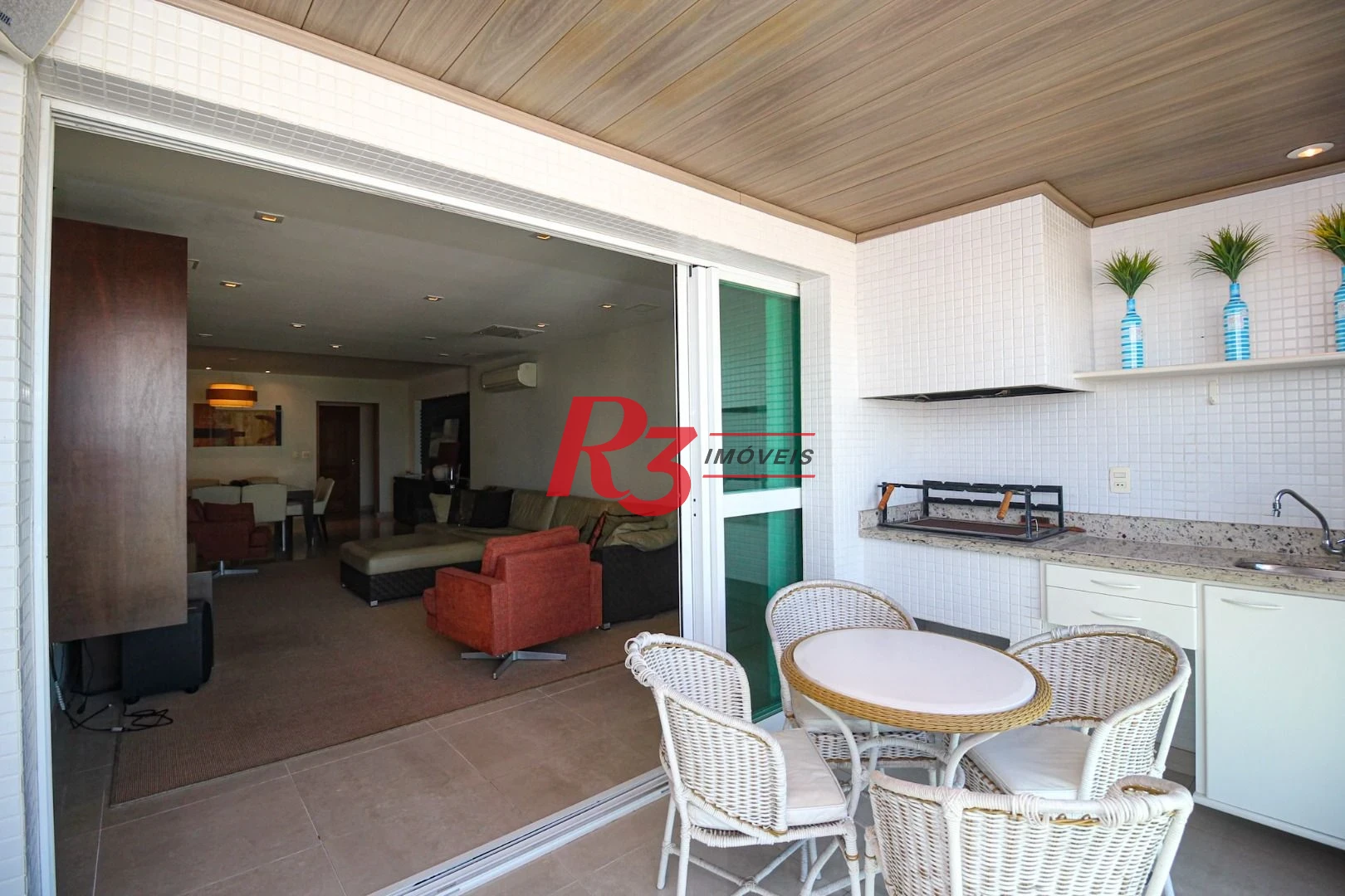 Apartamento com 3 dormitórios à venda, 232 m² por R$ 3.800.000,00 - Embaré - Santos/SP