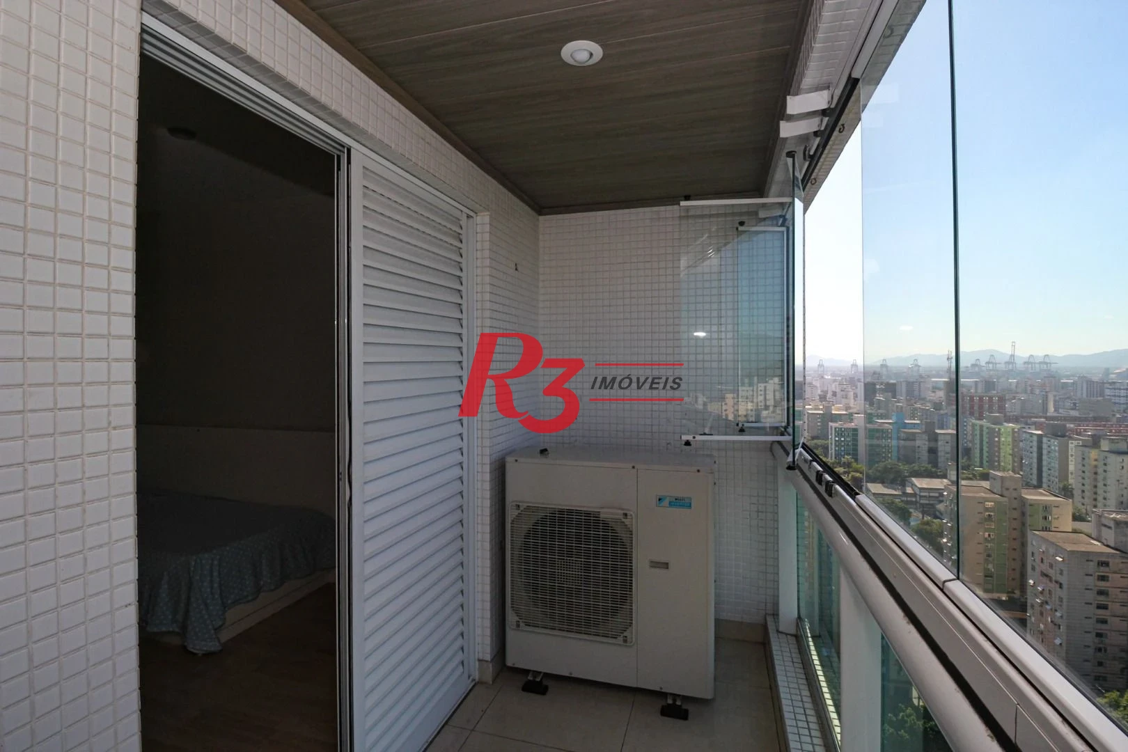 Apartamento com 3 dormitórios à venda, 232 m² por R$ 3.800.000,00 - Embaré - Santos/SP