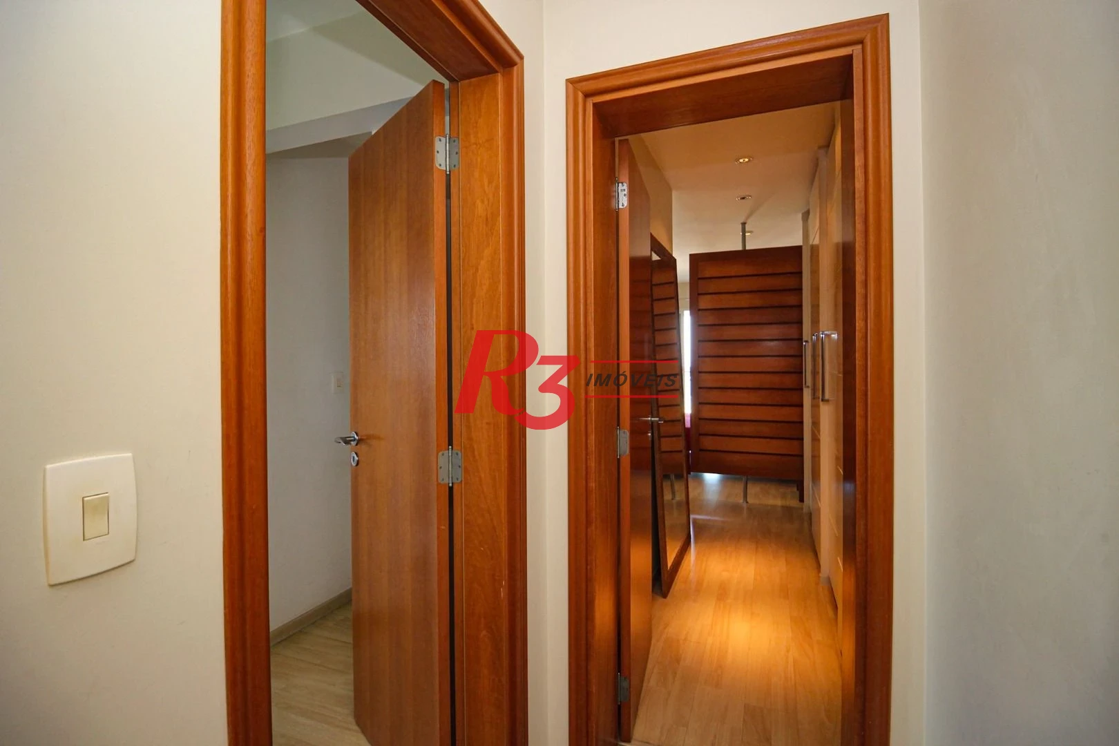 Apartamento com 3 dormitórios à venda, 232 m² por R$ 3.800.000,00 - Embaré - Santos/SP