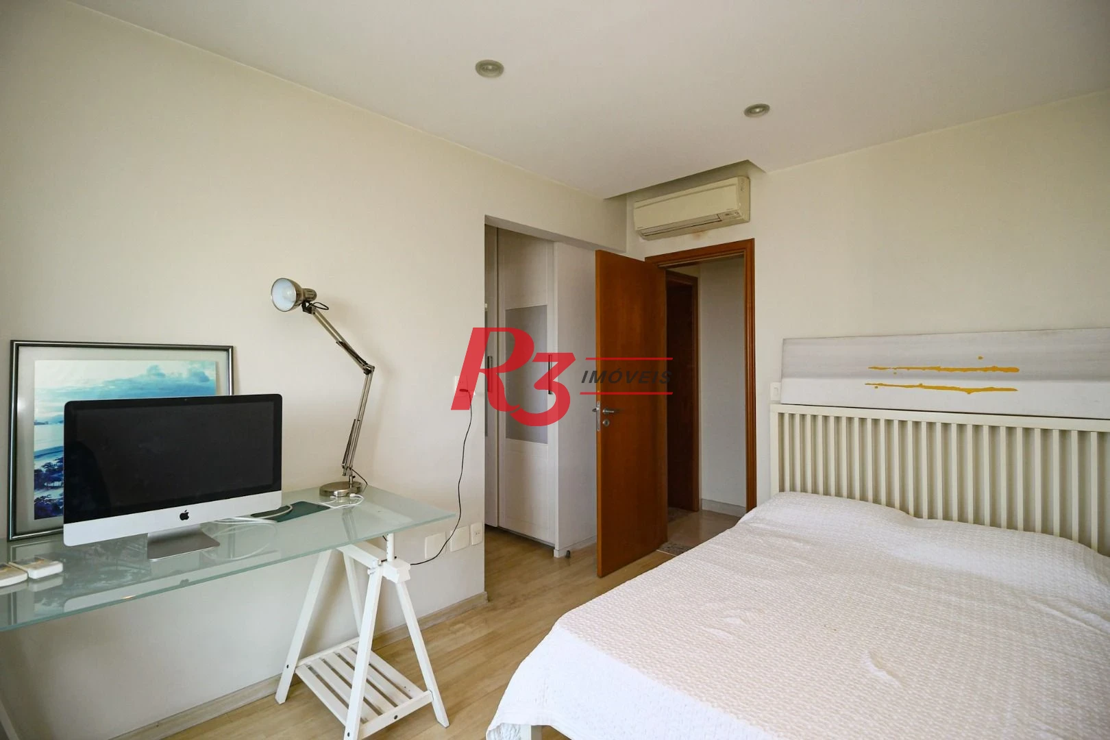 Apartamento com 3 dormitórios à venda, 232 m² por R$ 3.800.000,00 - Embaré - Santos/SP