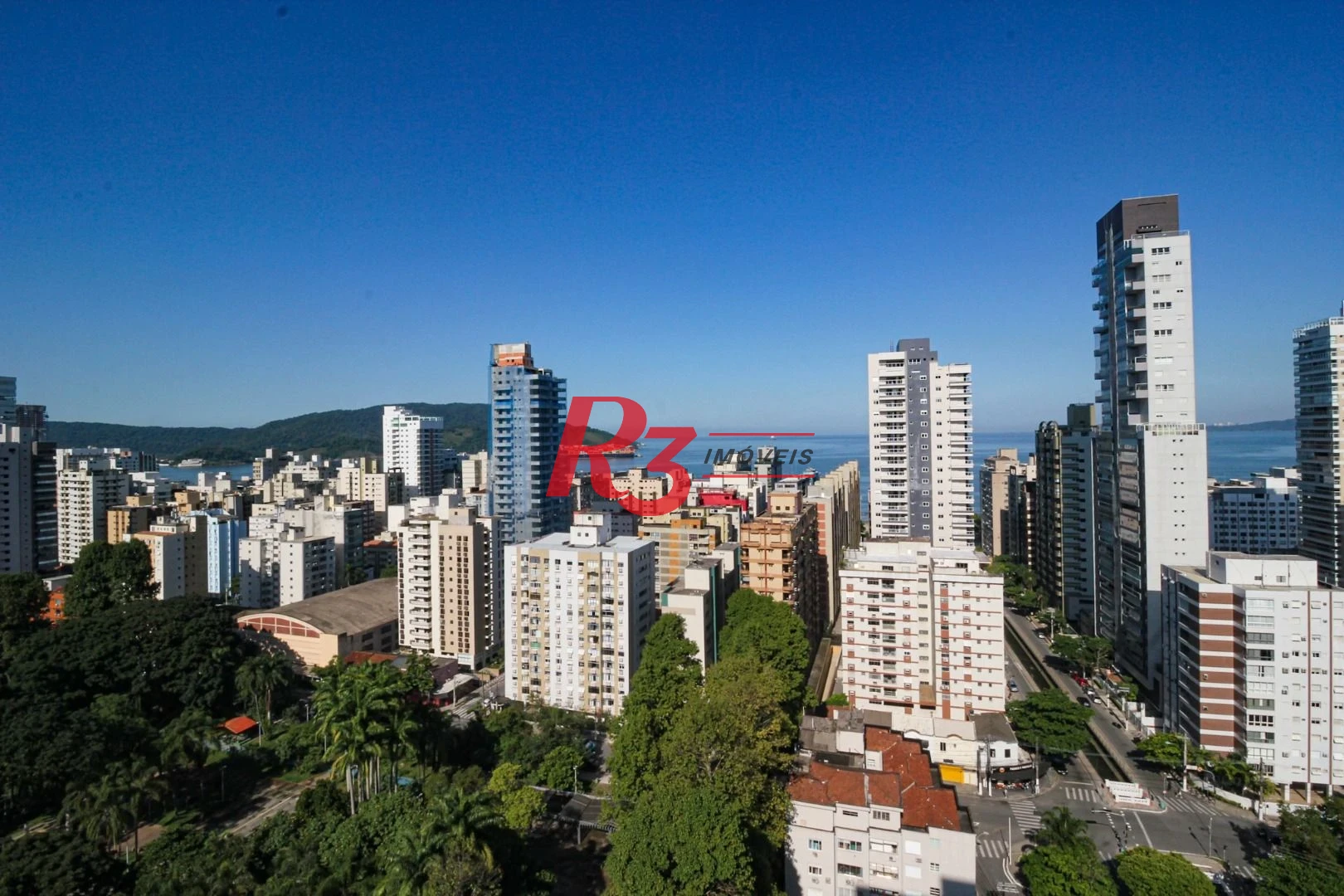 Apartamento com 3 dormitórios à venda, 232 m² por R$ 3.800.000,00 - Embaré - Santos/SP