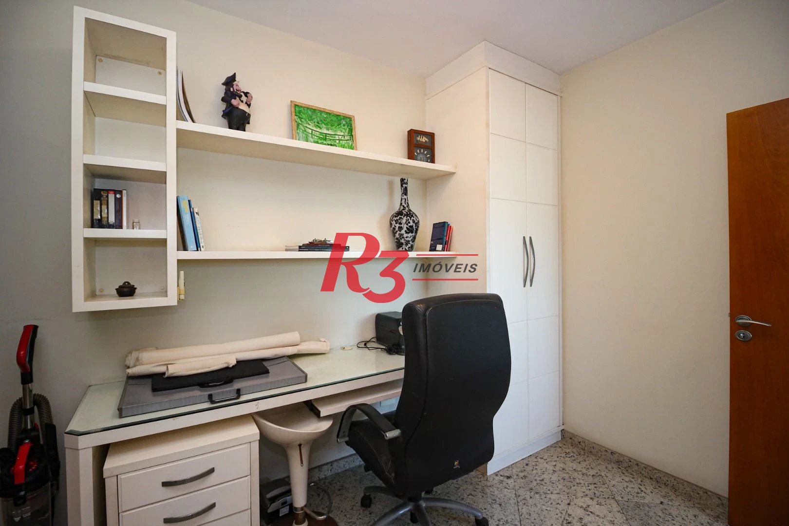 Apartamento com 3 dormitórios à venda, 232 m² por R$ 3.800.000,00 - Embaré - Santos/SP