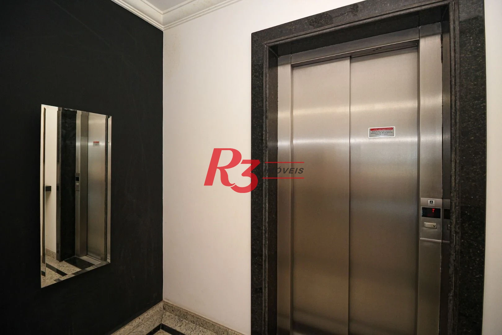 Apartamento com 3 dormitórios à venda, 232 m² por R$ 3.800.000,00 - Embaré - Santos/SP