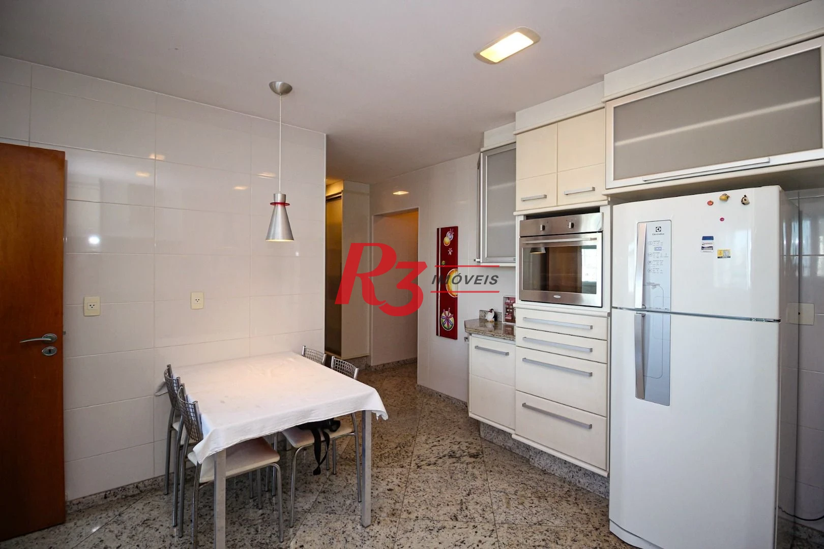 Apartamento com 3 dormitórios à venda, 232 m² por R$ 3.800.000,00 - Embaré - Santos/SP