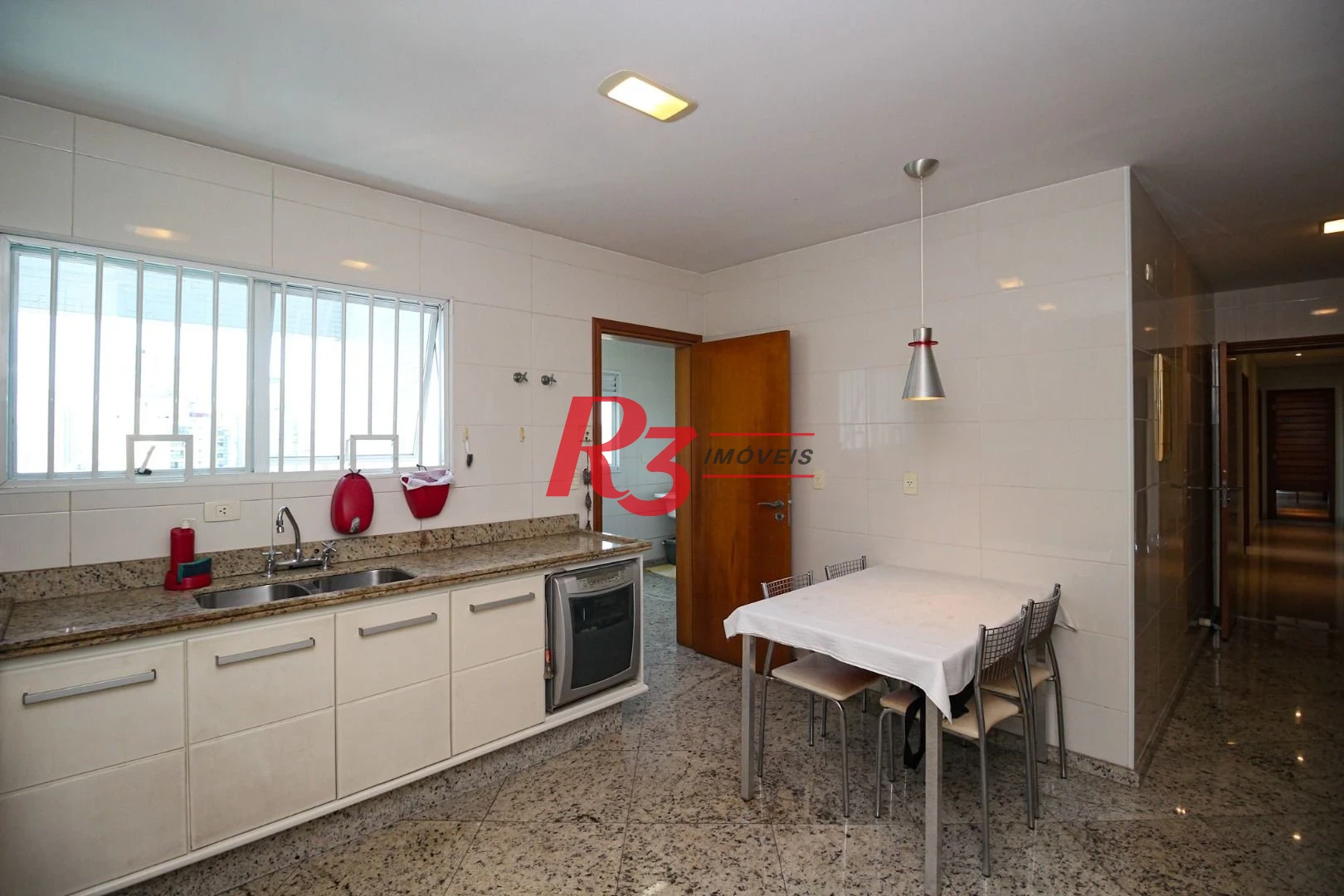 Apartamento com 3 dormitórios à venda, 232 m² por R$ 3.800.000,00 - Embaré - Santos/SP