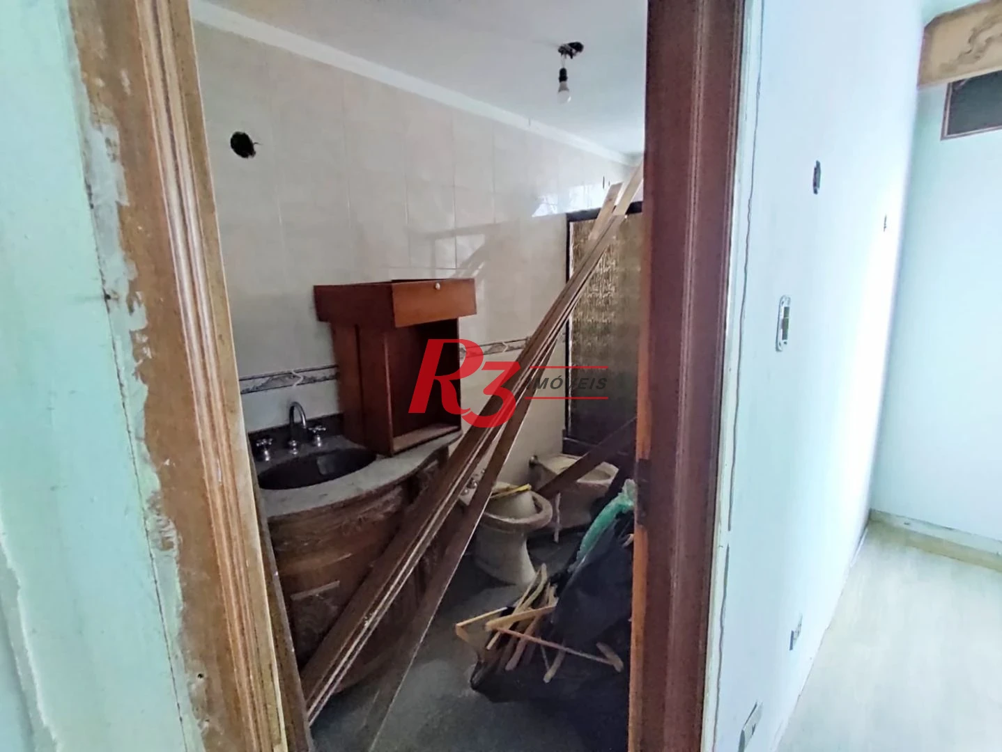 Apartamento com 3 dormitórios à venda, 153 m² por R$ 800.000,00 - Gonzaga - Santos/SP