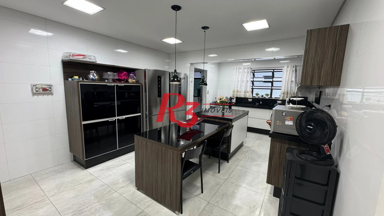 Apartamento à venda, 145 m² por R$ 1.350.000,00 - Pompéia - Santos/SP