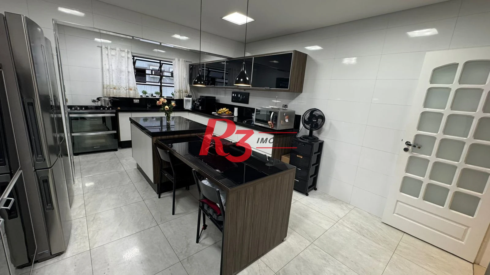 Apartamento à venda, 145 m² por R$ 1.350.000,00 - Pompéia - Santos/SP