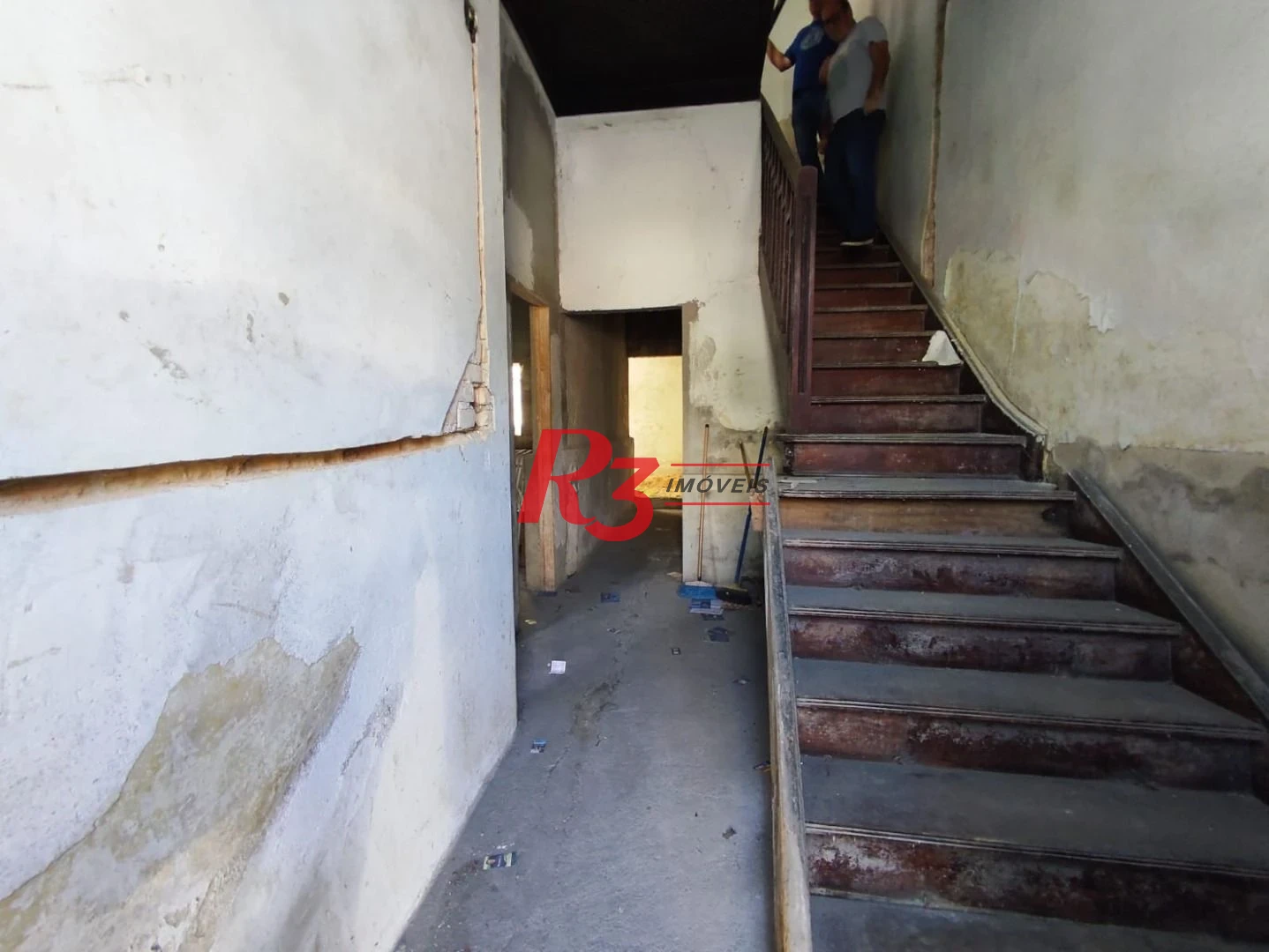 Sobrado para alugar, 206 m² por R$ 6.000,00/mês - Marapé - Santos/SP