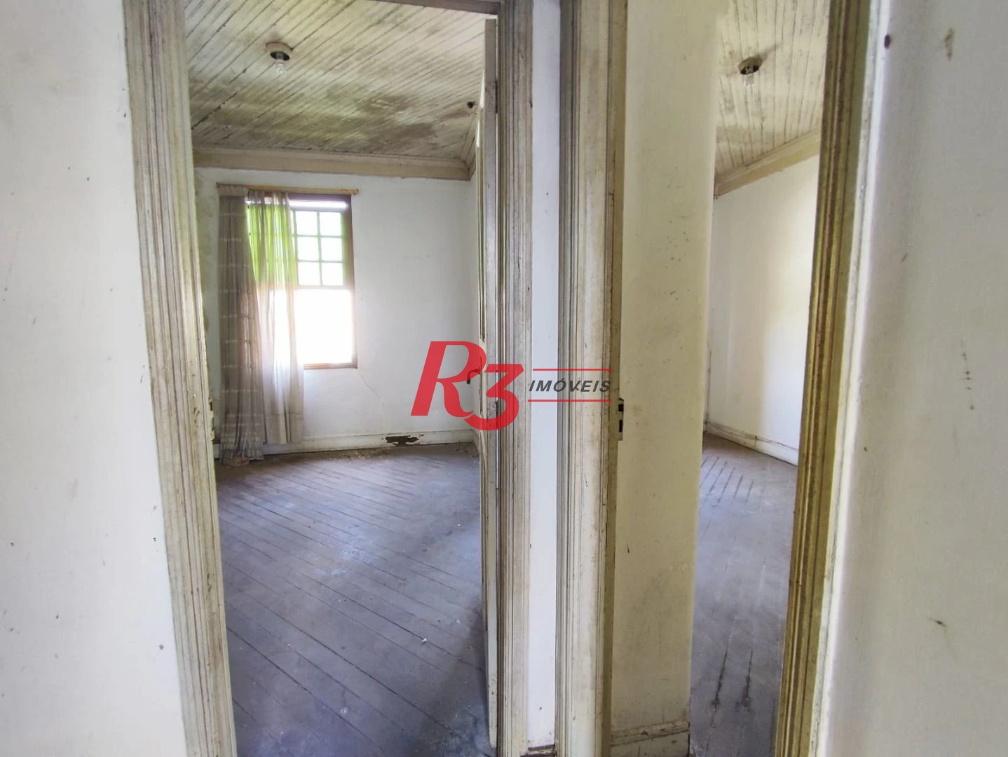 Sobrado para alugar, 206 m² por R$ 6.000,00/mês - Marapé - Santos/SP