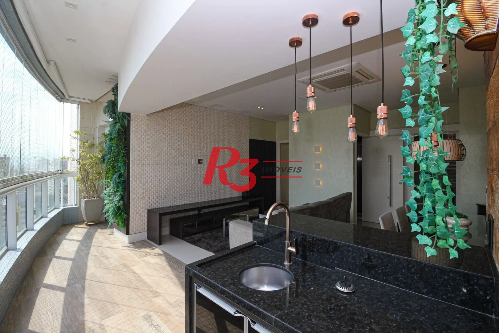 Apartamento com 3 dormitórios à venda, 131 m² por R$ 1.840.000,00 - Boqueirão - Santos/SP