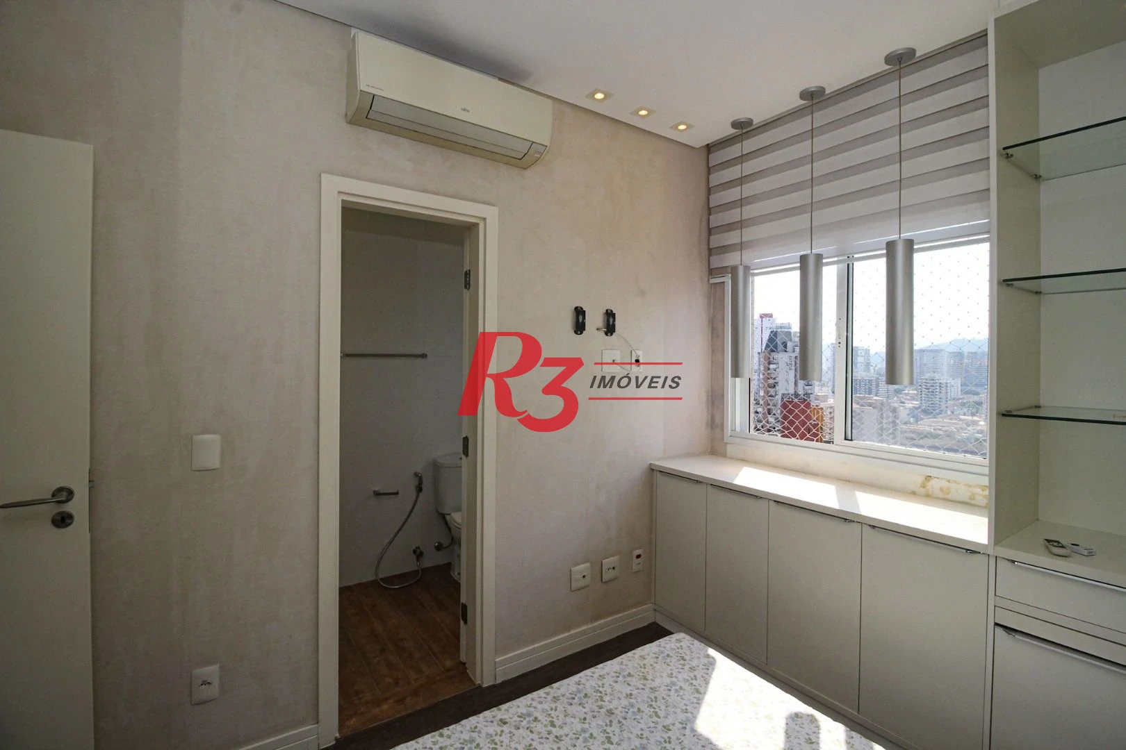 Apartamento com 3 dormitórios à venda, 131 m² por R$ 1.840.000,00 - Boqueirão - Santos/SP