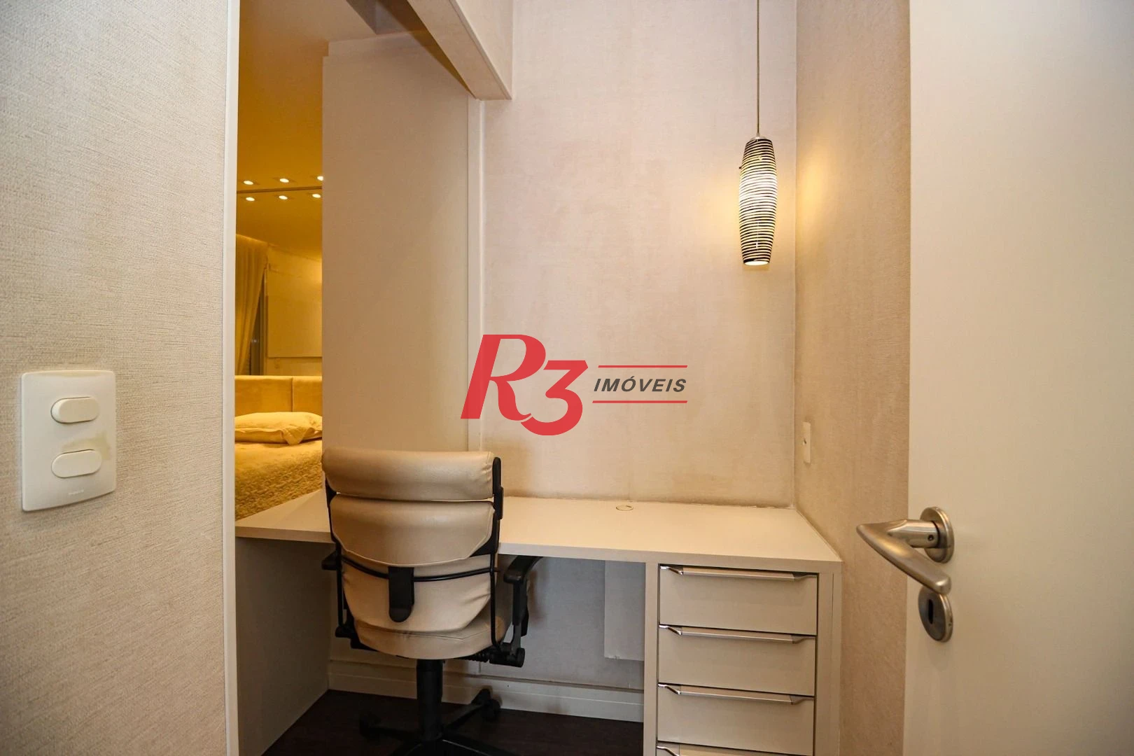 Apartamento com 3 dormitórios à venda, 131 m² por R$ 1.840.000,00 - Boqueirão - Santos/SP