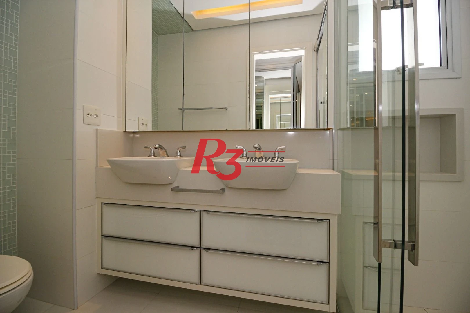 Apartamento com 3 dormitórios à venda, 131 m² por R$ 1.840.000,00 - Boqueirão - Santos/SP