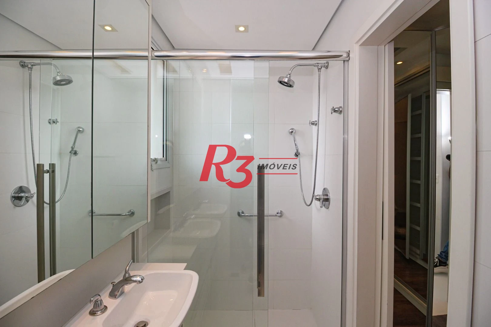 Apartamento com 3 dormitórios à venda, 131 m² por R$ 1.840.000,00 - Boqueirão - Santos/SP